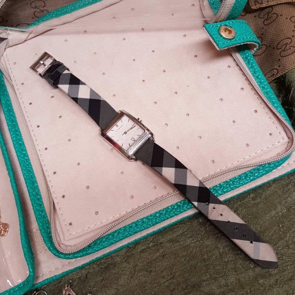 BURBERRY Watch for woman